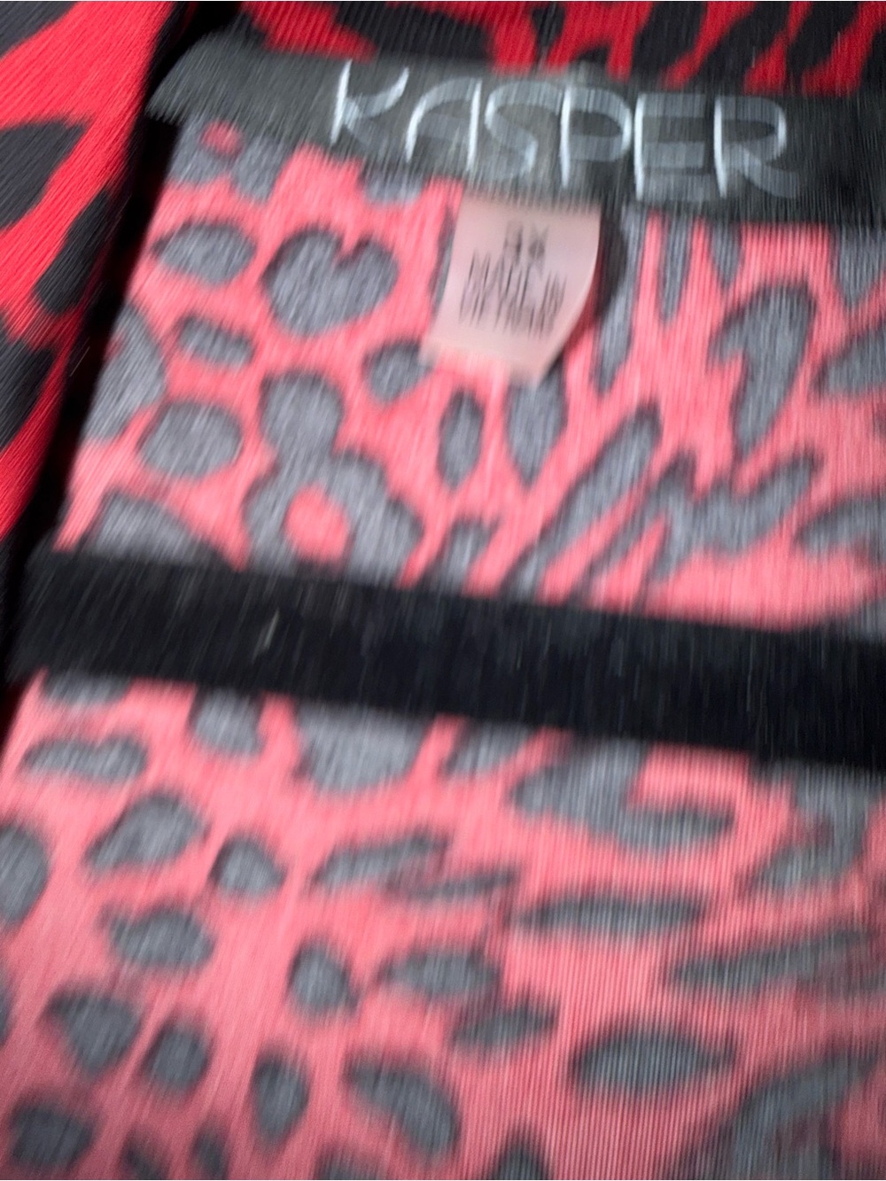 Kasper Women's Red and Black Animal-Print Open-Front Cardigan - Picture 5 of 7